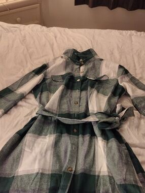 Cupshe Green and White Plaid Belted Shirt Jacket